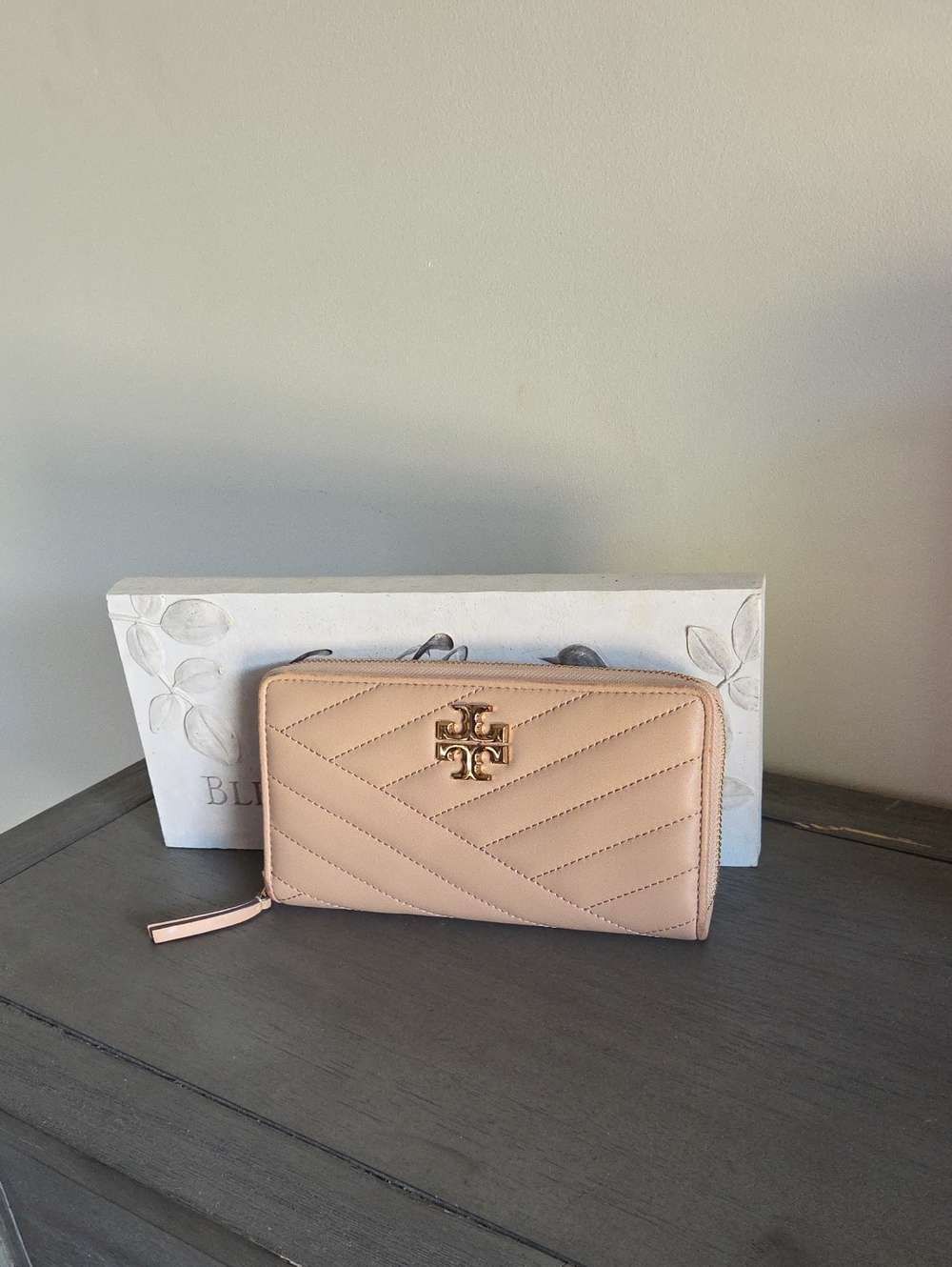 Tory Burch Kira Chevron Quilted Zip Continental Wallet Beige or Almond Shade